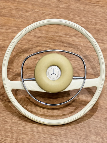 Mercedes oldtimer lenkrad w114 - oldtimer,